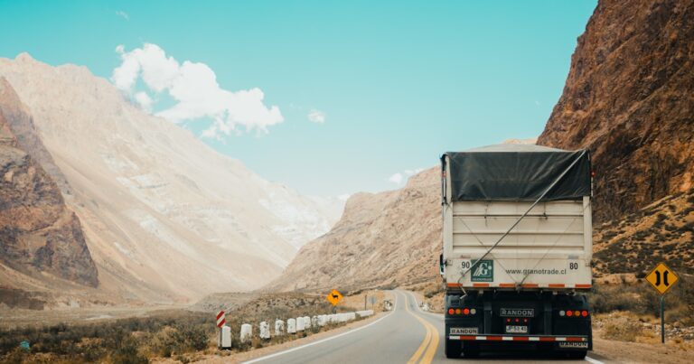 AI route optimization for trucking fleet on digital map
